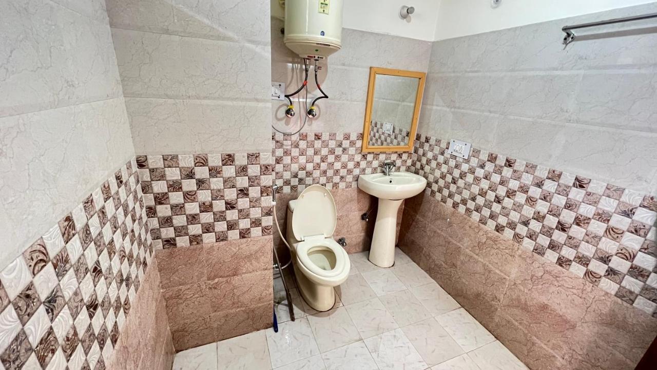 Yolo Backpackers - Manali Hostel Εξωτερικό φωτογραφία