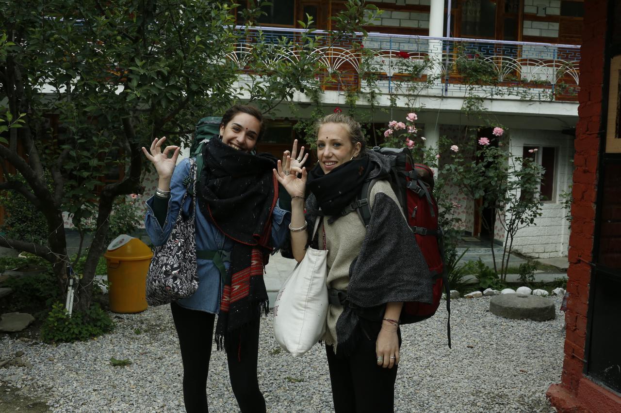 Yolo Backpackers - Manali Hostel Εξωτερικό φωτογραφία